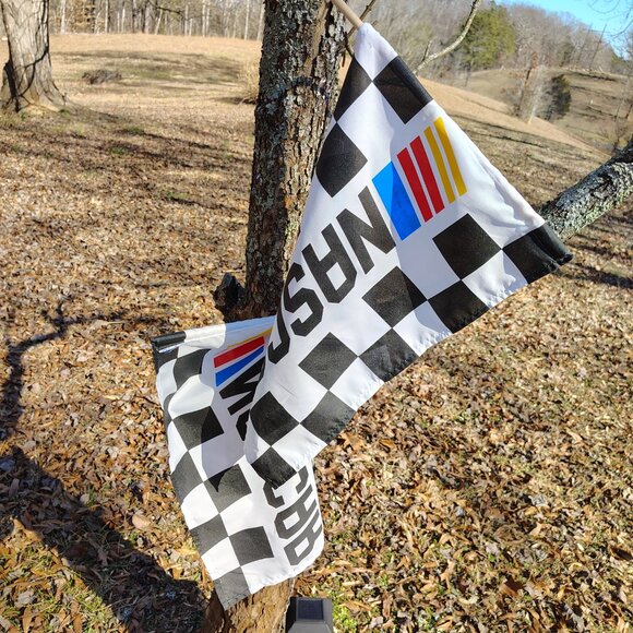 Nascar Racing Flags Wincraft Checkered Last Minuts Gifts Giftful- for-Him - Picture 5 of 8